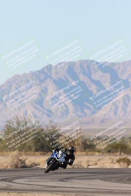 media/Dec-07-2025-CVMA (Sun) [[3e7d2de5dc]]/Race 16-Formula Middleweight/